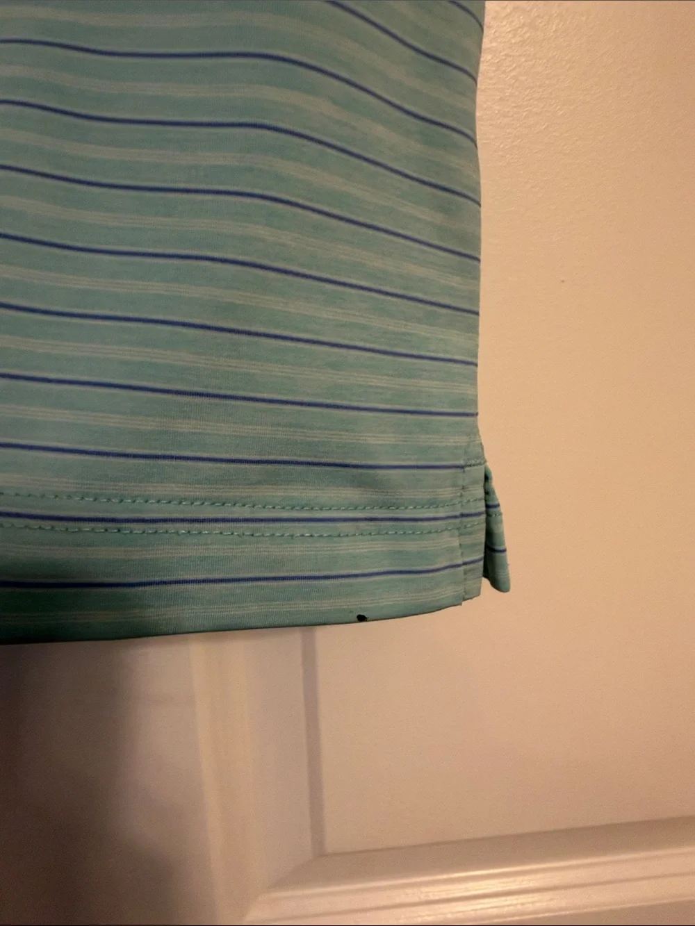 Vineyard Vines Men's Striped Polo in Aqua and Blue (kids large)